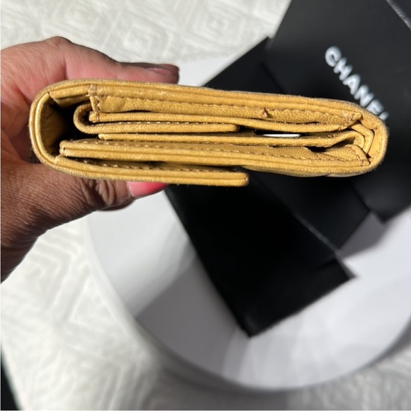 Chanel Tan Chocolate Bar wallet w/box & authenticity card. - Picture 4 of 15